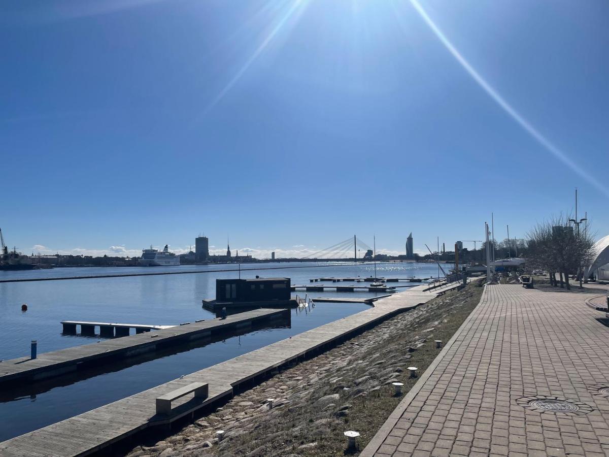 Kipsala With Free Parking Appartamento Riga
